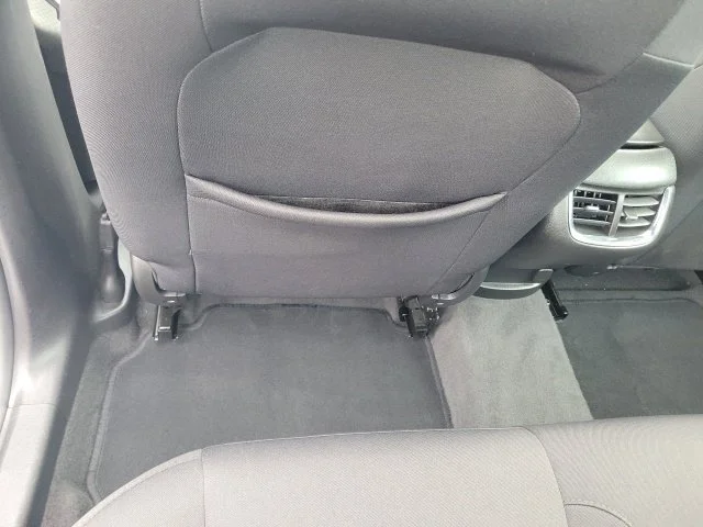 Used 2022 White Chevrolet LT image 19