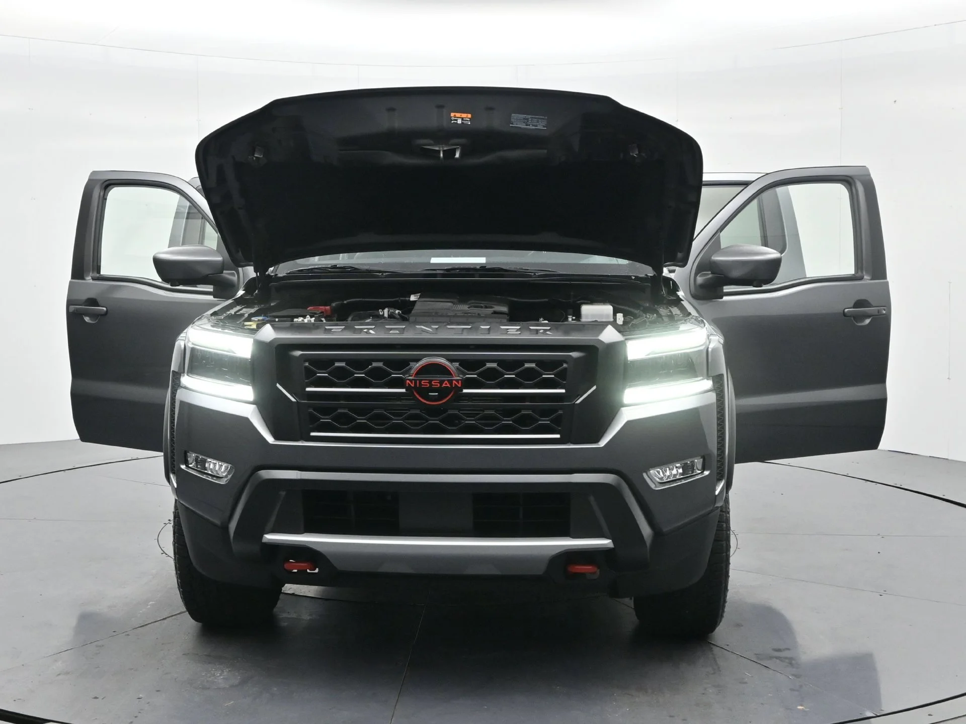 Used 2024 Gray Nissan PRO-X image 39