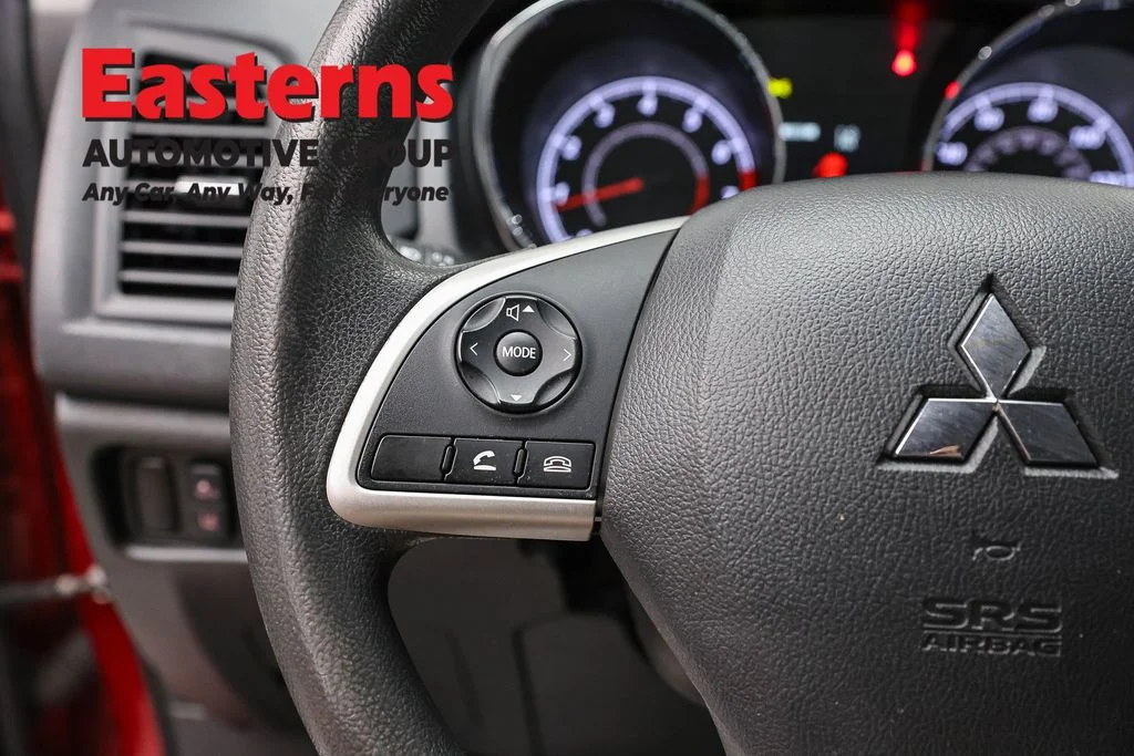Used 2023 Red Mitsubishi 2.0 ES image 15