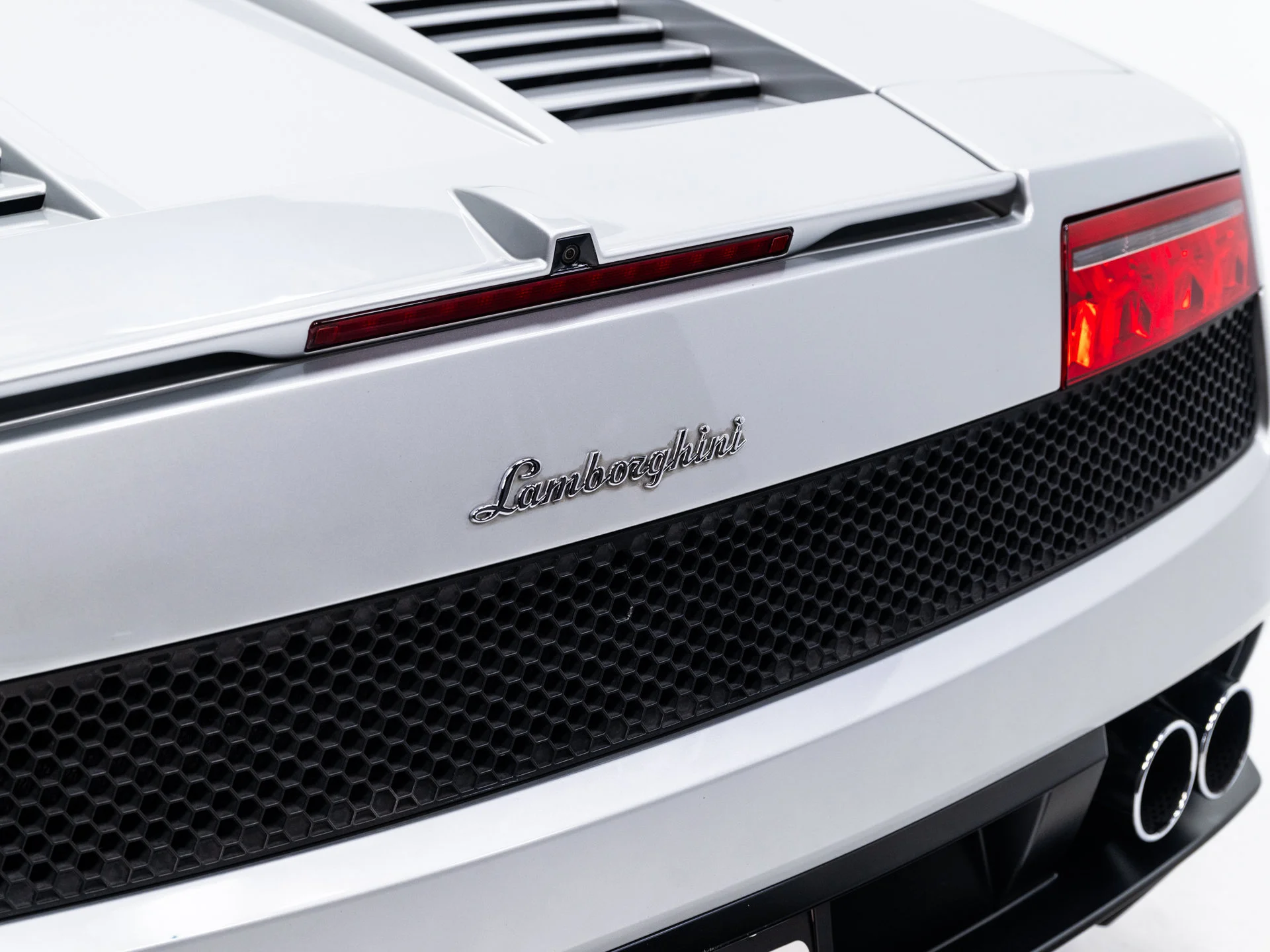 Used 2011 Grigio Thalasso Metallic Lamborghini LP560-4 image 39