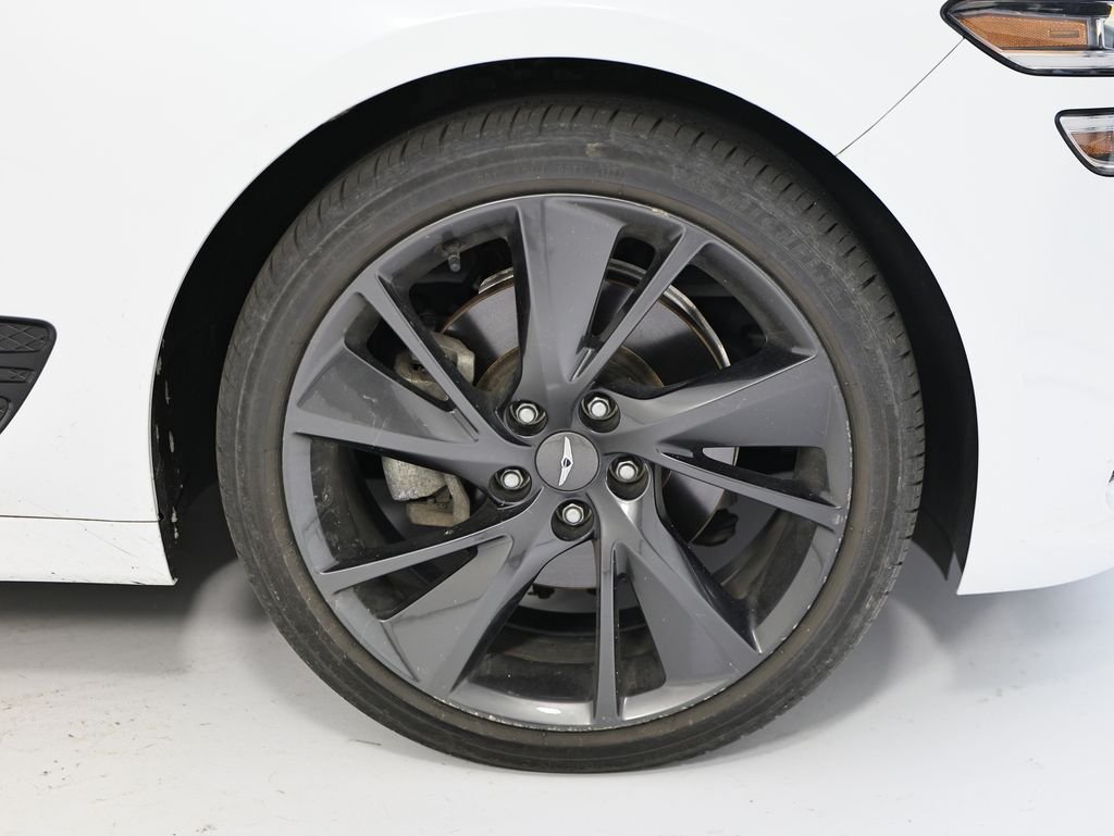Used 2023 White Genesis 2.0T image 15