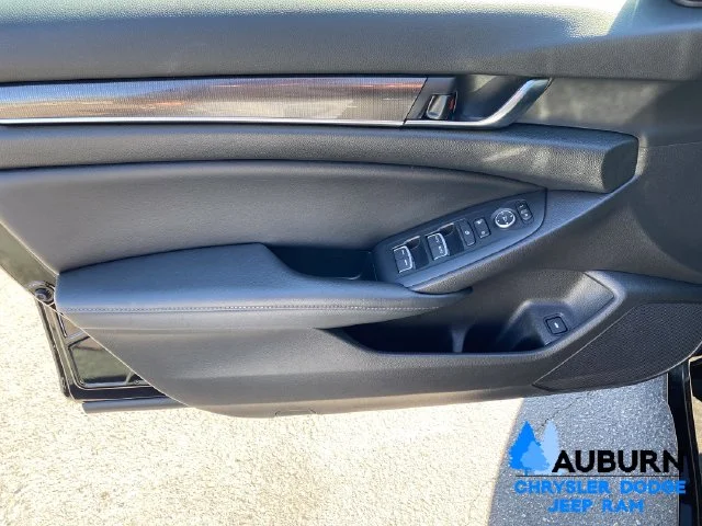 Used 2022 Black Honda Sport image 9