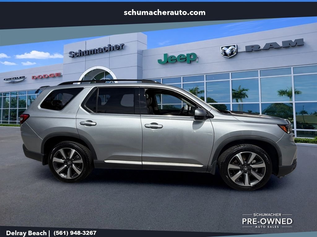 Used 2023 Silver Honda Touring image 8