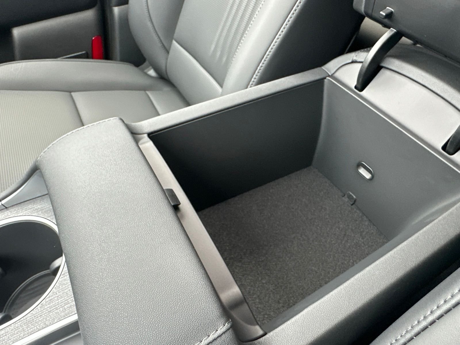New 2026 Black Hyundai SEL Premium AWD image 85