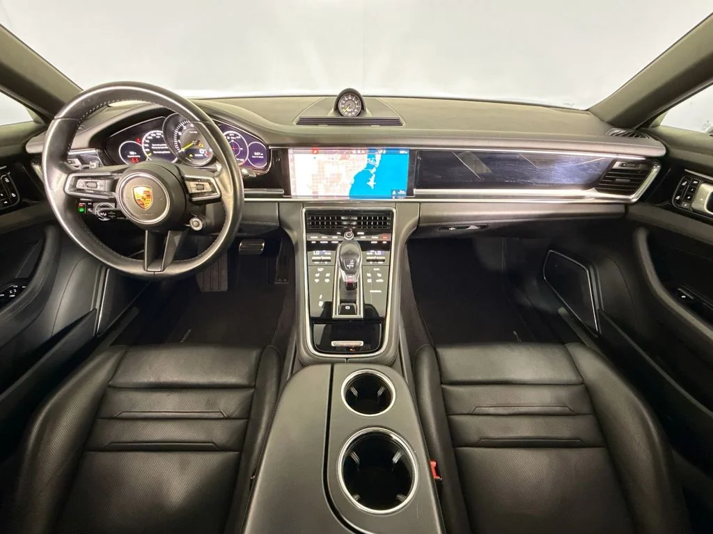 Used 2021 Dolomite Porsche 4S image 12
