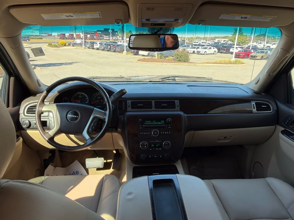 Used 2012 Gray GMC Denali image 27