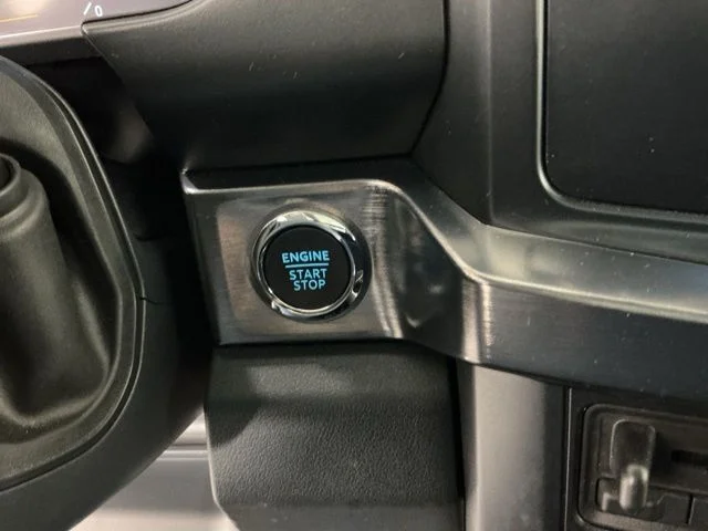 Certified Used 2025 White Ford Lariat image 27