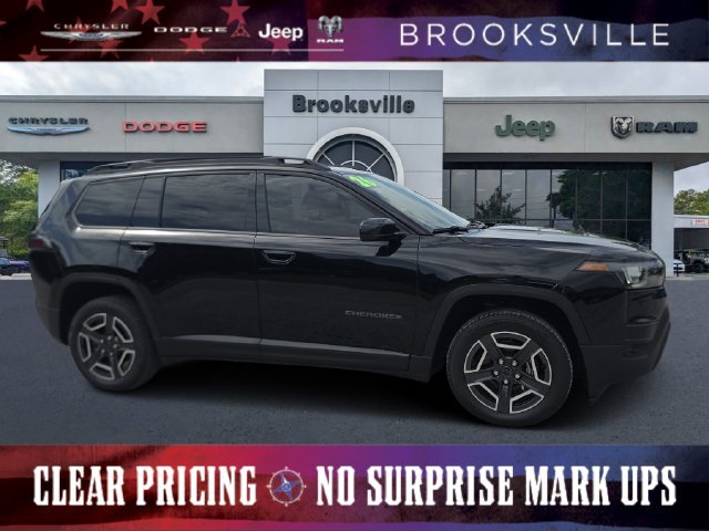 2026 Jeep Cherokee Laredo