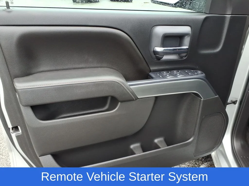 Used 2015 Silver Chevrolet LT image 18