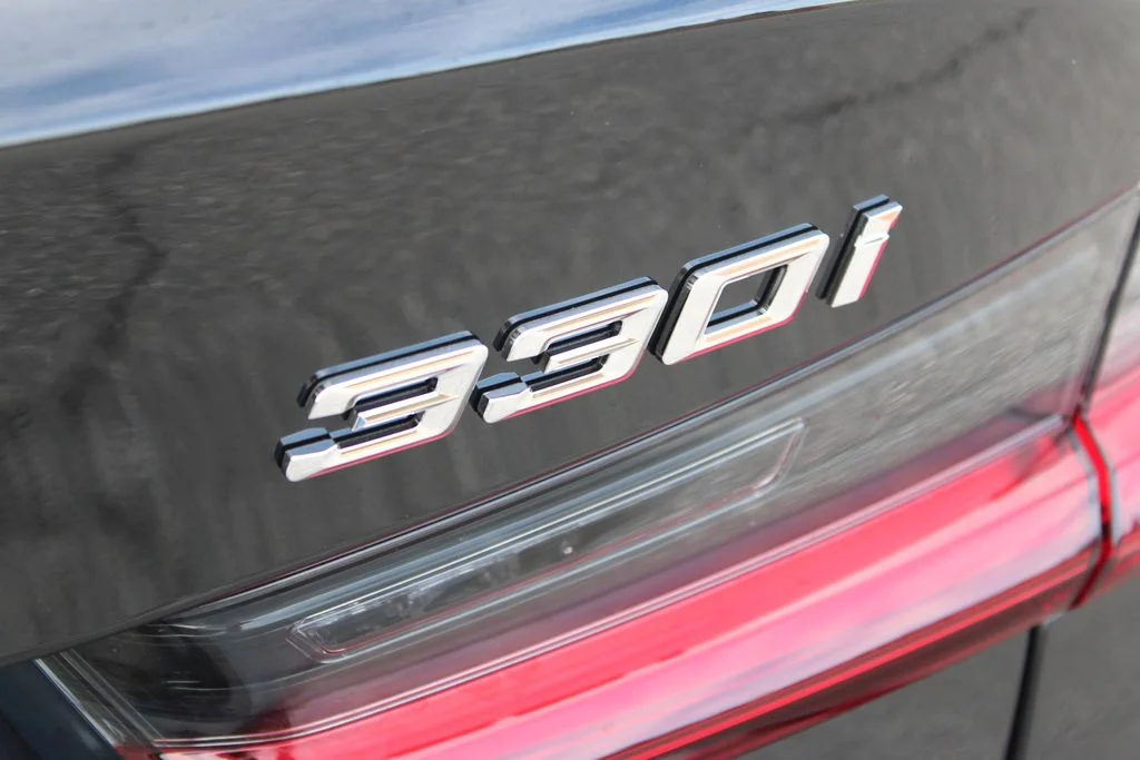 2026 BMW 3 Series 330i - Photo 52