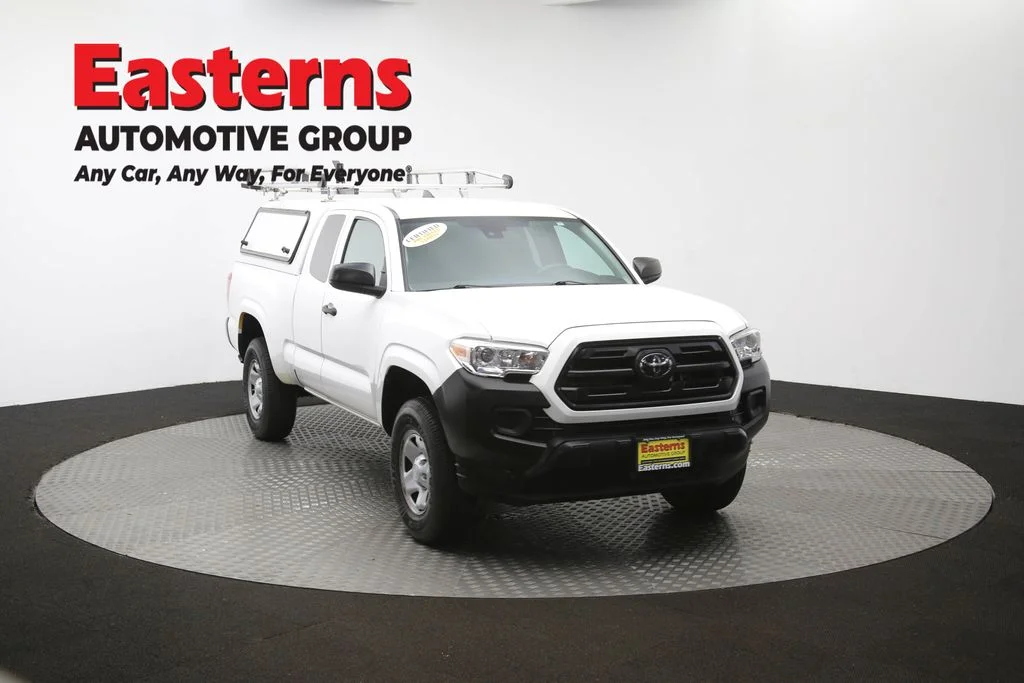Used 2019 White Toyota SR image 48