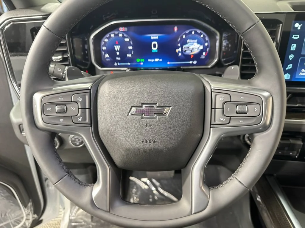 New 2026 Summit White Chevrolet LT Trail Boss image 14