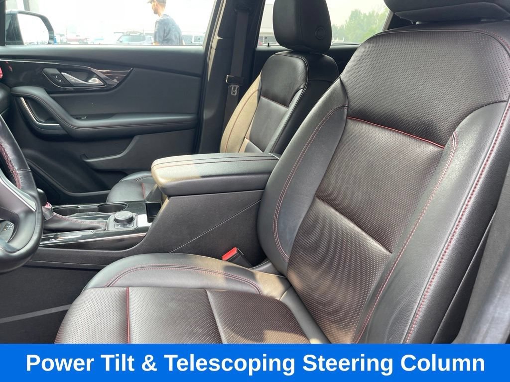 Used 2019 BLACK Chevrolet RS image 13