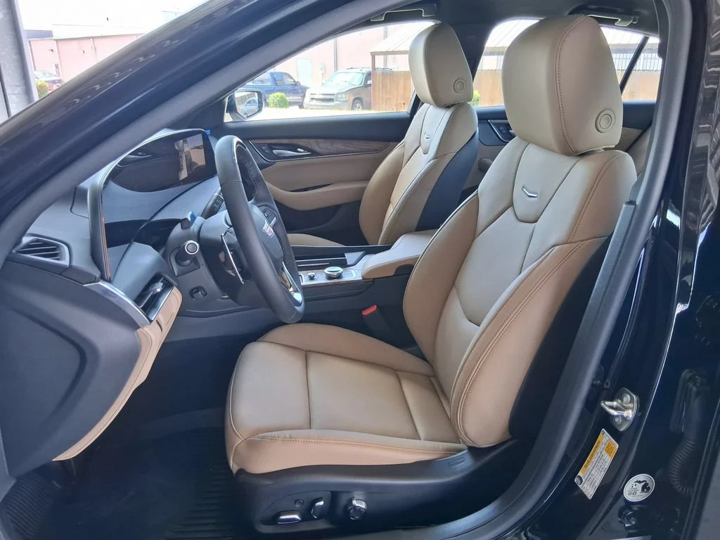 New 2026 Black Raven Cadillac Premium Luxury image 19