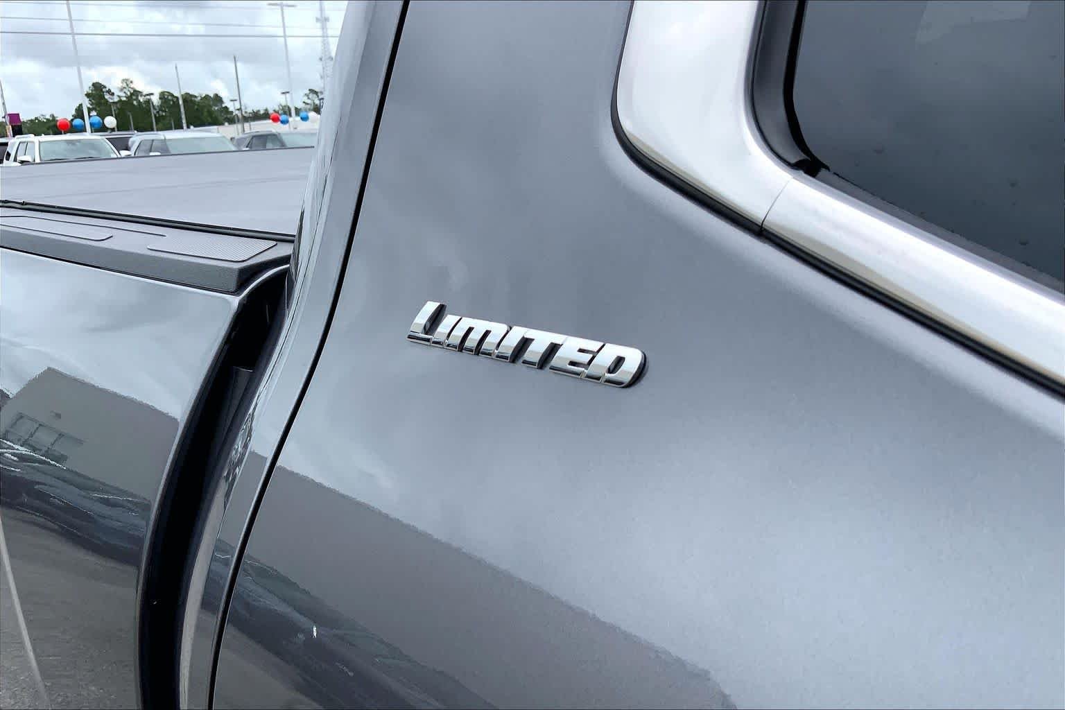Used 2025 Magnetic Gray Metallic Toyota Limited image 10