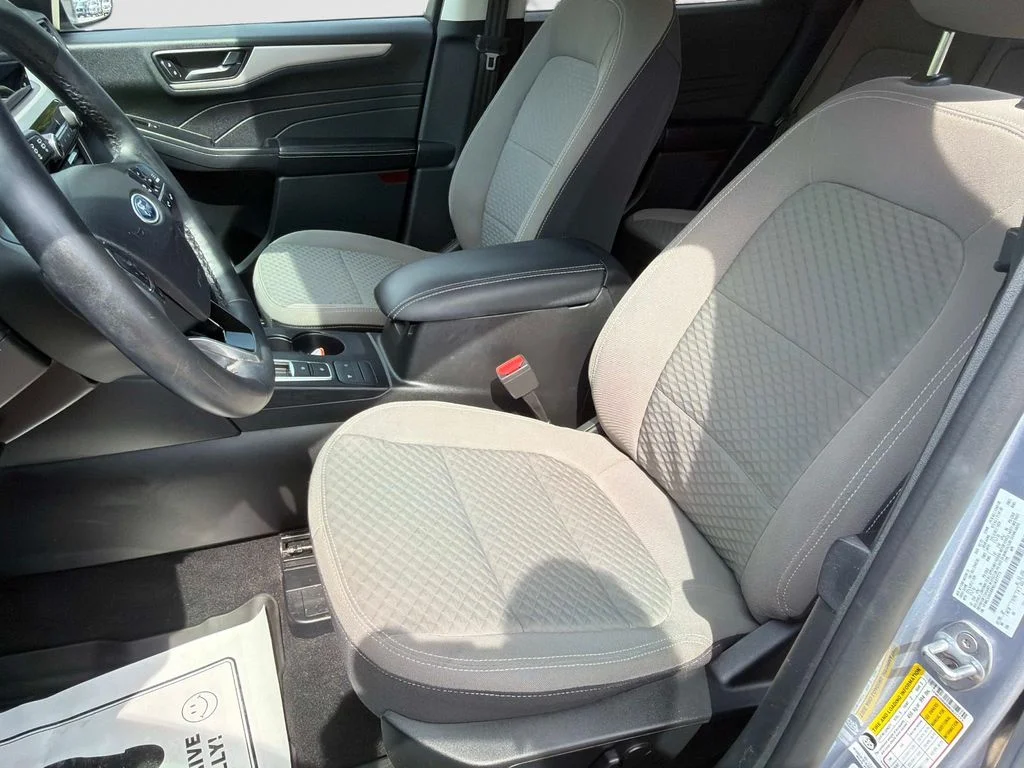 Used 2022 Blue Ford SE image 21