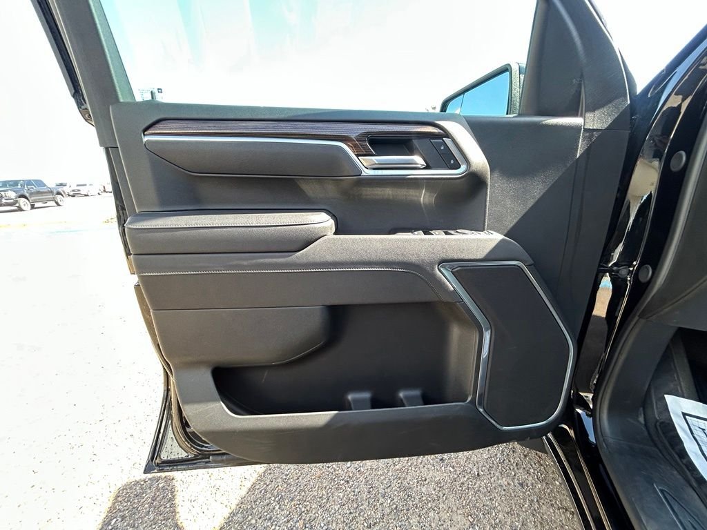 Used 2026 Black Chevrolet RST image 19