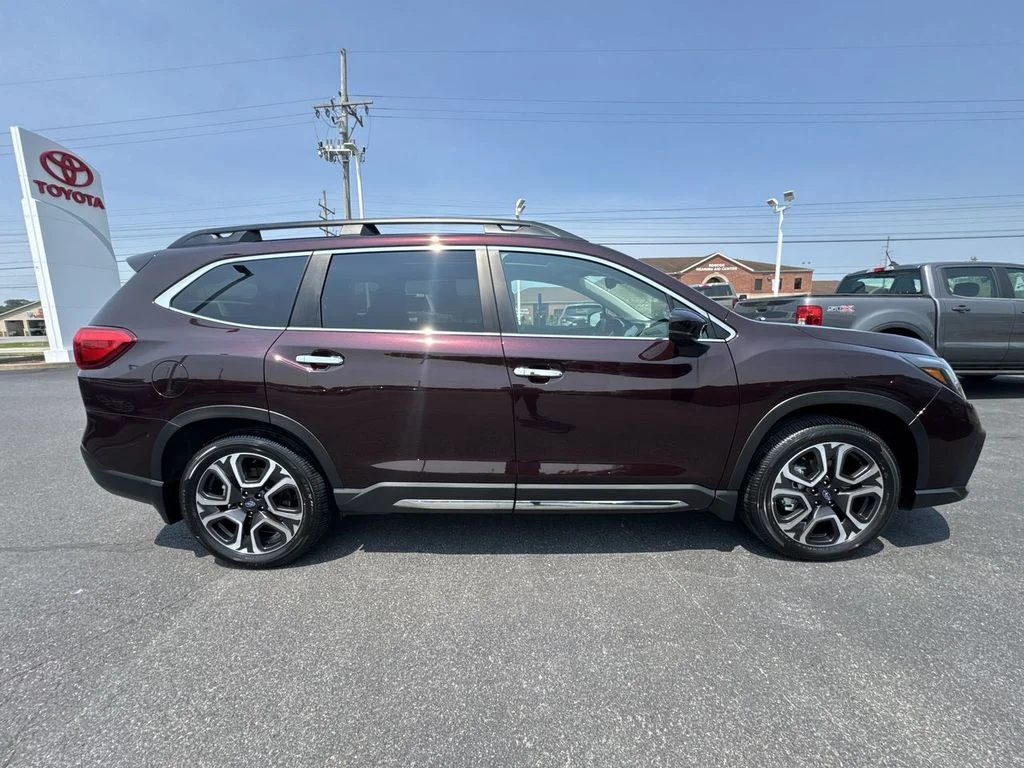Used 2025 Red Subaru Touring image 9