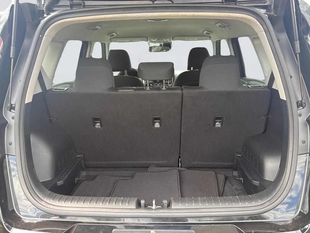 Certified Used 2024 Black Kia LX image 14