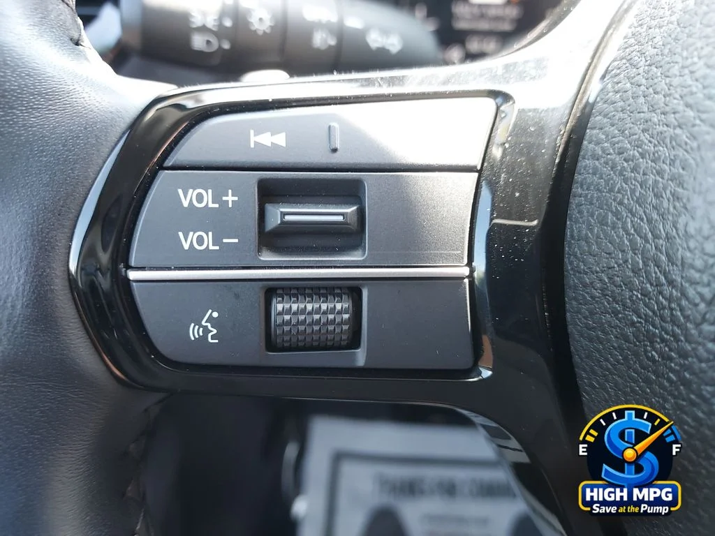 Used 2025 Black Honda Elite image 23