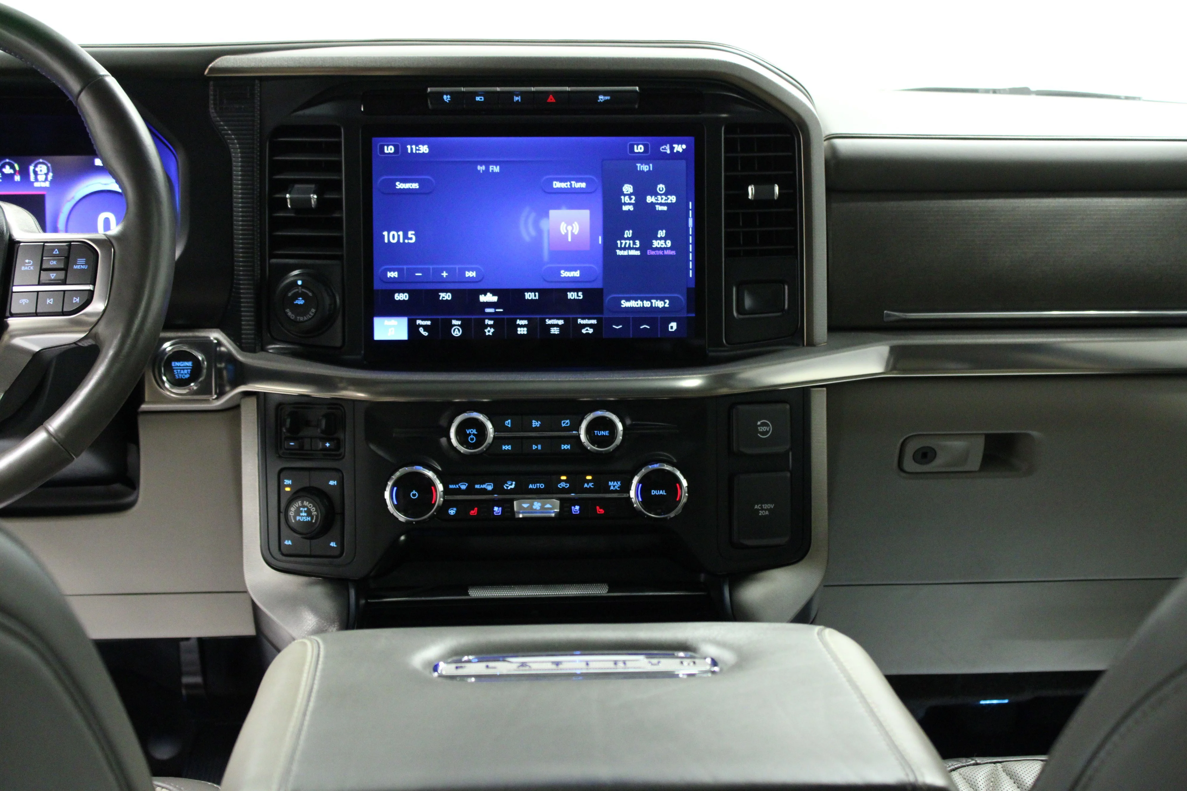 Used 2024 Star White Metallic Tri-Coat Ford Platinum image 19