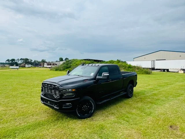 New 2026 Diamond Black Crystal Pearlcoat RAM Big Horn image 24