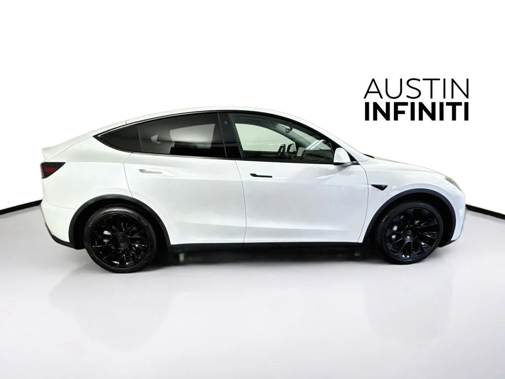 Used 2023 White Tesla Long Range image 8