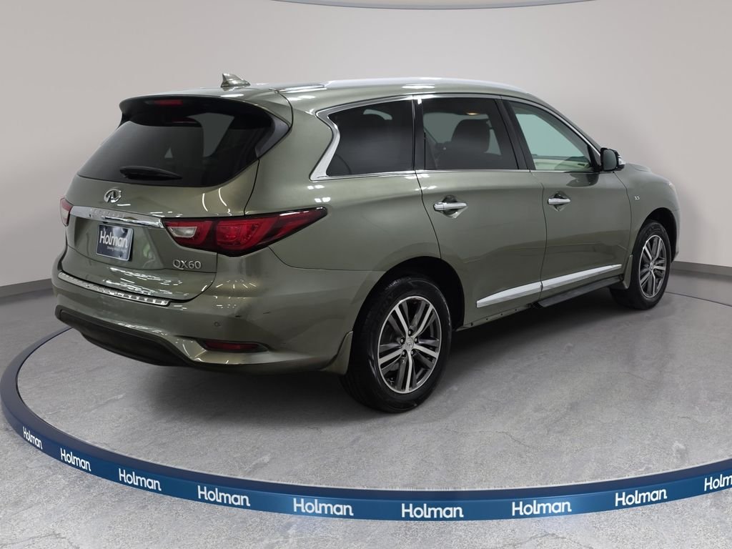 Used 2016 Jade Green INFINITI Base image 6