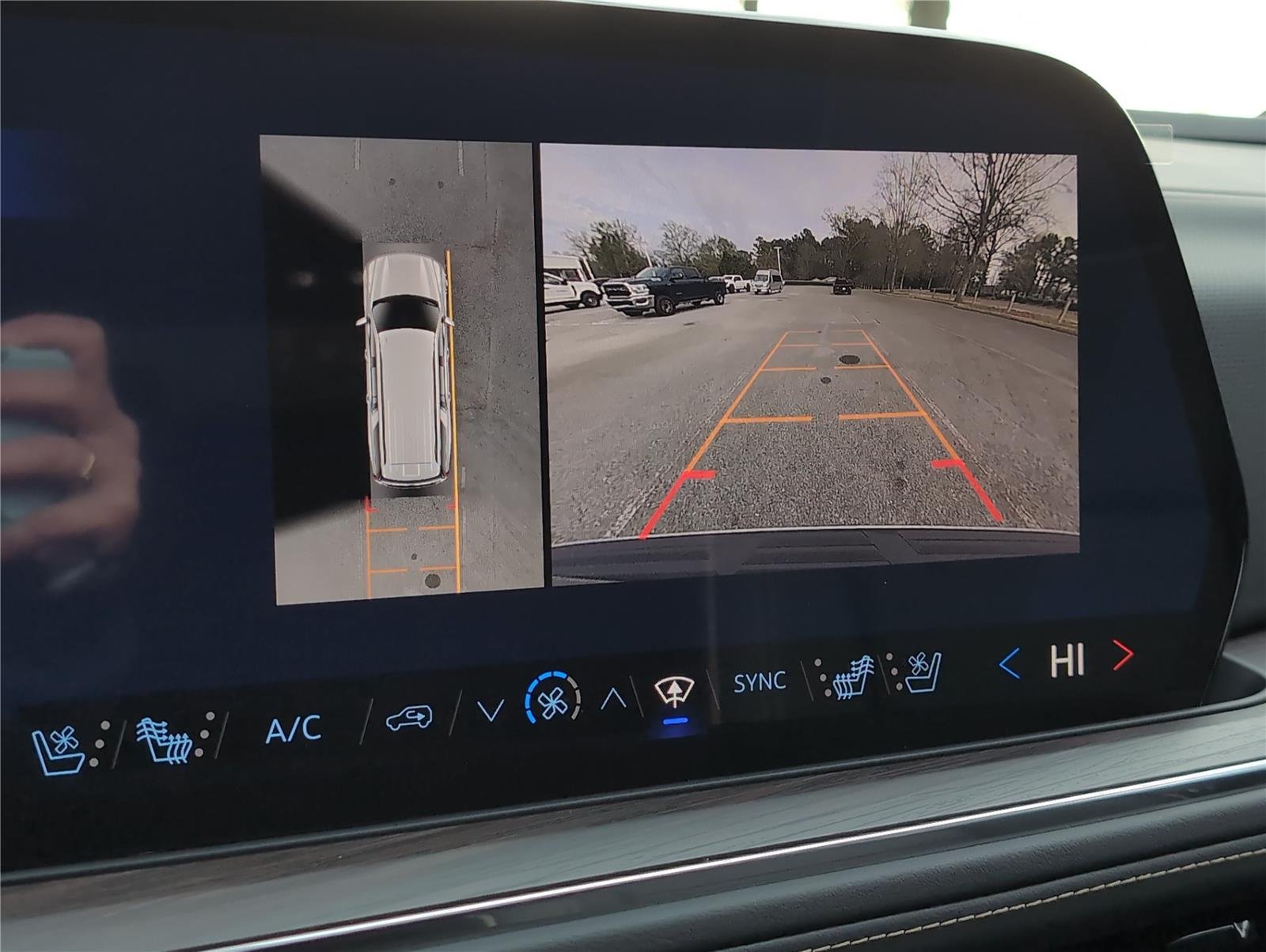 2026 Chevrolet Suburban Premier - Photo 18