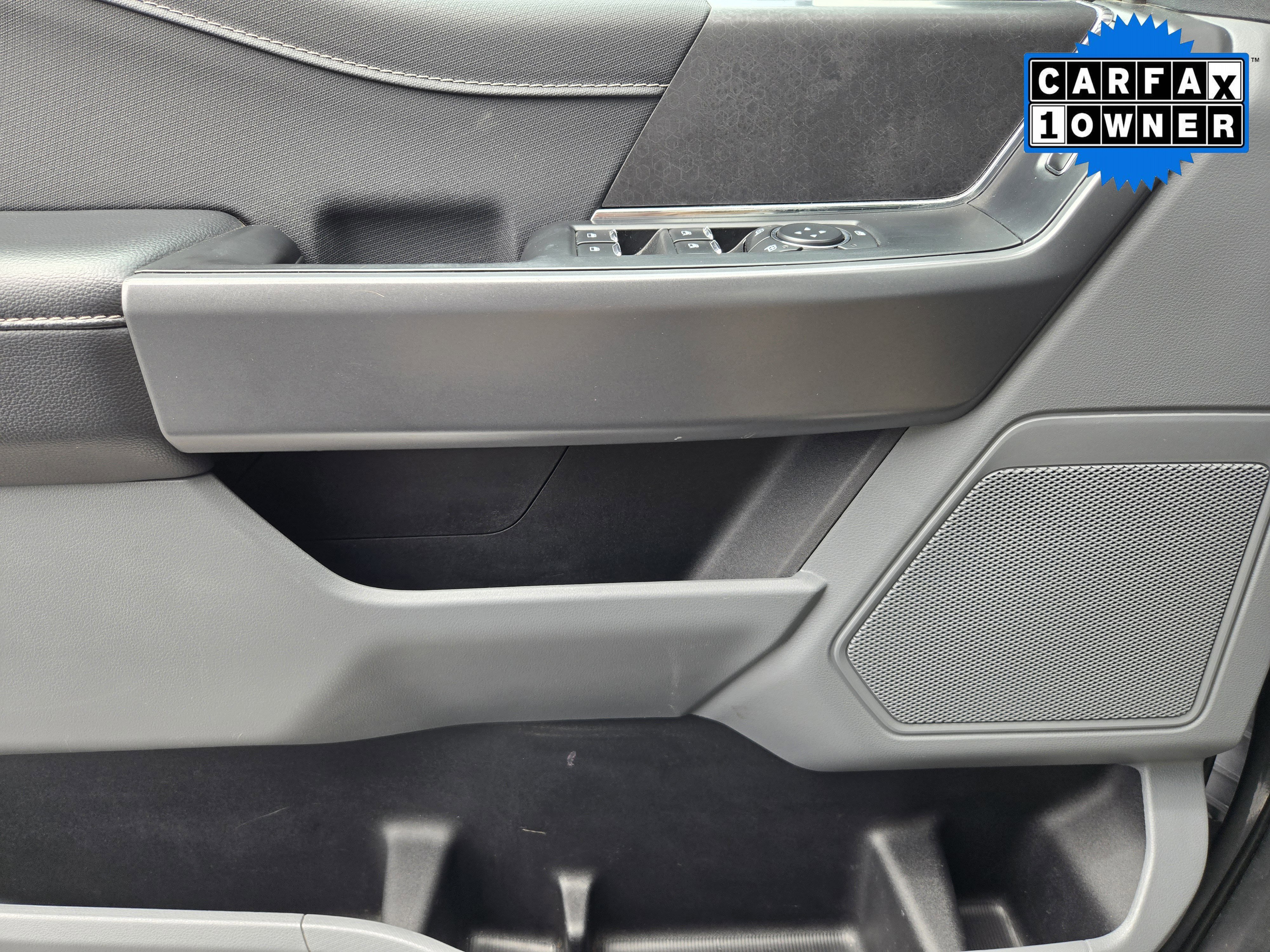 Used 2025 Gray Metallic Ford XLT image 19