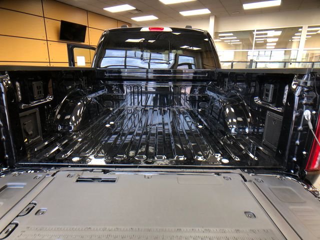 New 2026 Agate Black Metallic Ford Lariat® image 22