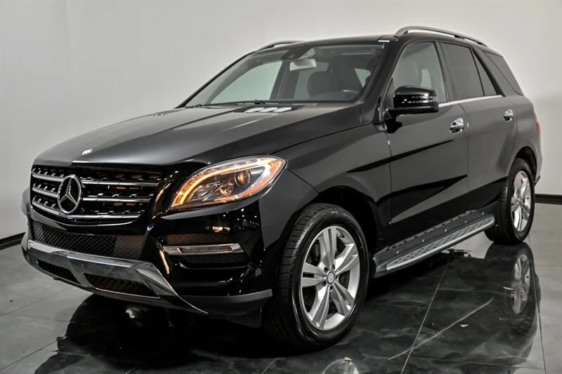 Used 2014 Black Mercedes-Benz ML 350 4MATIC® image 5