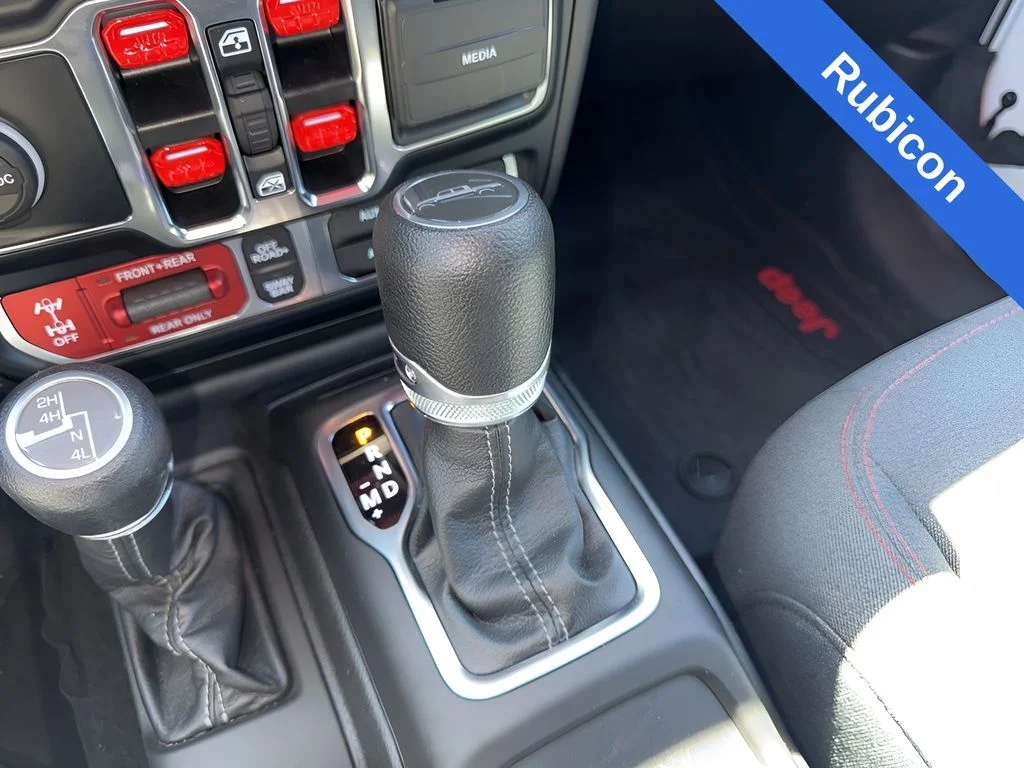 Used 2024 White Jeep Rubicon image 27