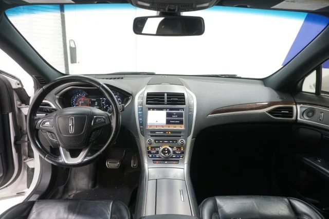 Used 2019 WHITE Lincoln Reserve I image 23