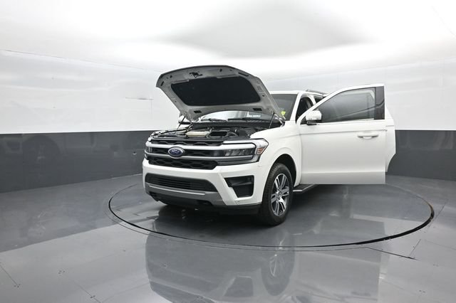 Used 2022 White Ford XLT image 24