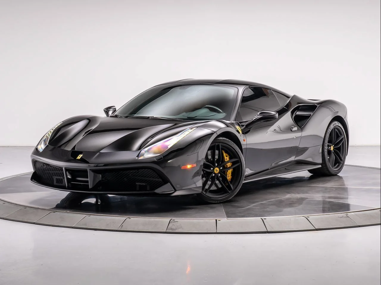 2016 Ferrari 488 GTB Base
