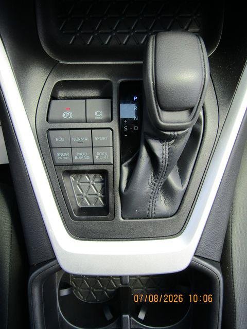Certified Used 2023 MAGNETIC GRAY MET. Toyota  image 16