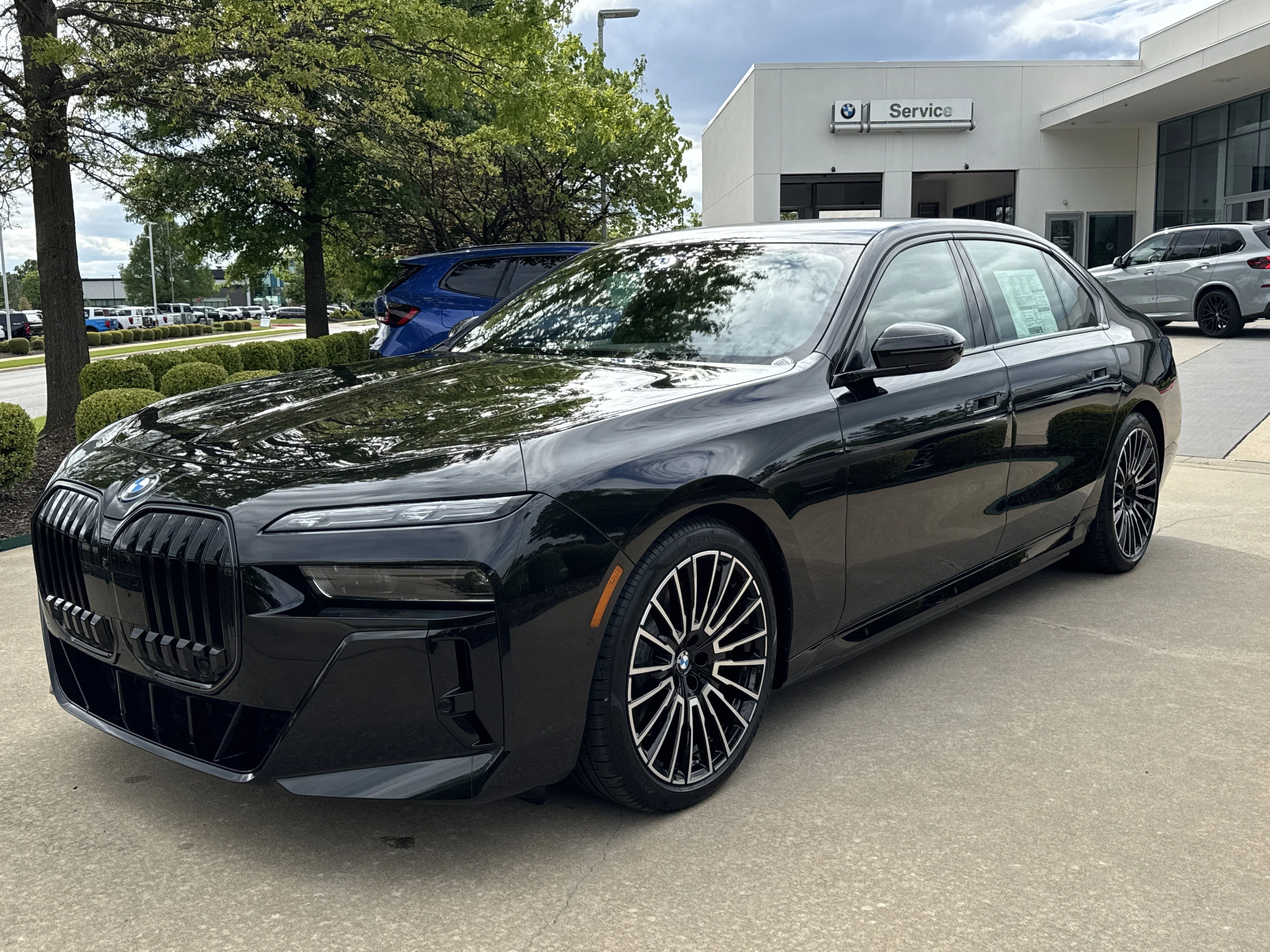 2026 BMW i7 xDrive60 Sedan's photo