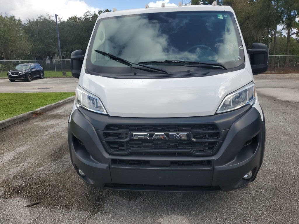 Used 2024 White Ram Base image 2