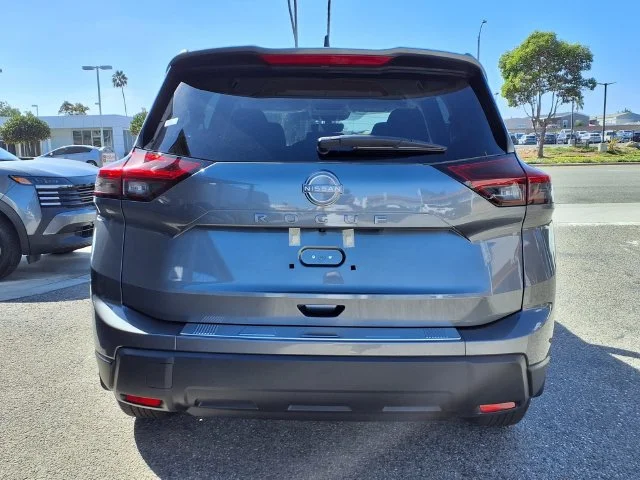 New 2027 Gun Metallic Nissan SV image 9