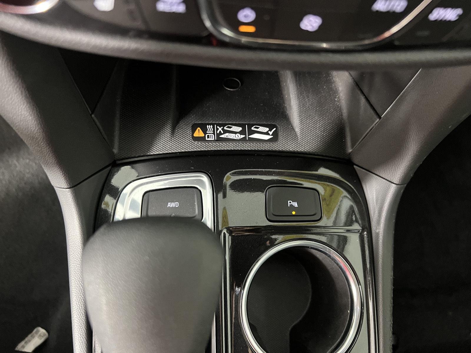 Used 2024 Lakeshore Blue Metallic Chevrolet Premier image 6