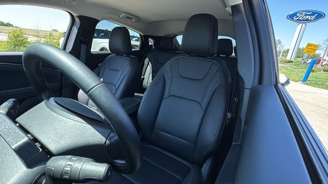Used 2025 White Ford Premium image 17