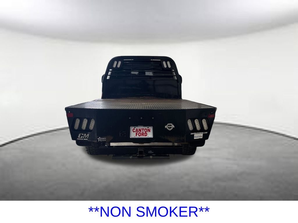 Used 2022 Iconic Silver Metallic Ford XL image 5