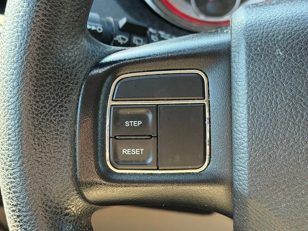 Used 2018 Gray Dodge SE image 27