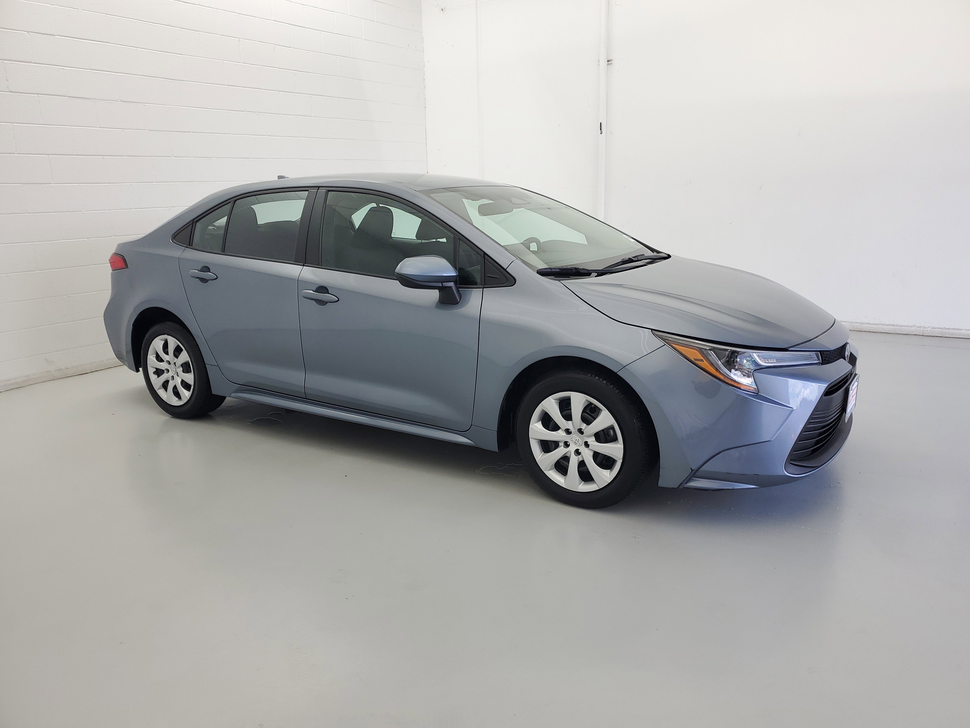 Used 2024 Celestite Toyota LE image 4