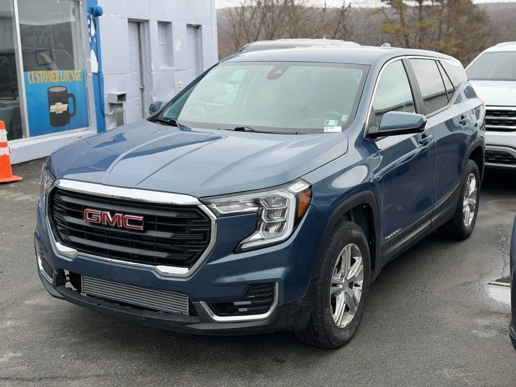 2024 GMC Terrain SLE AWD's photo