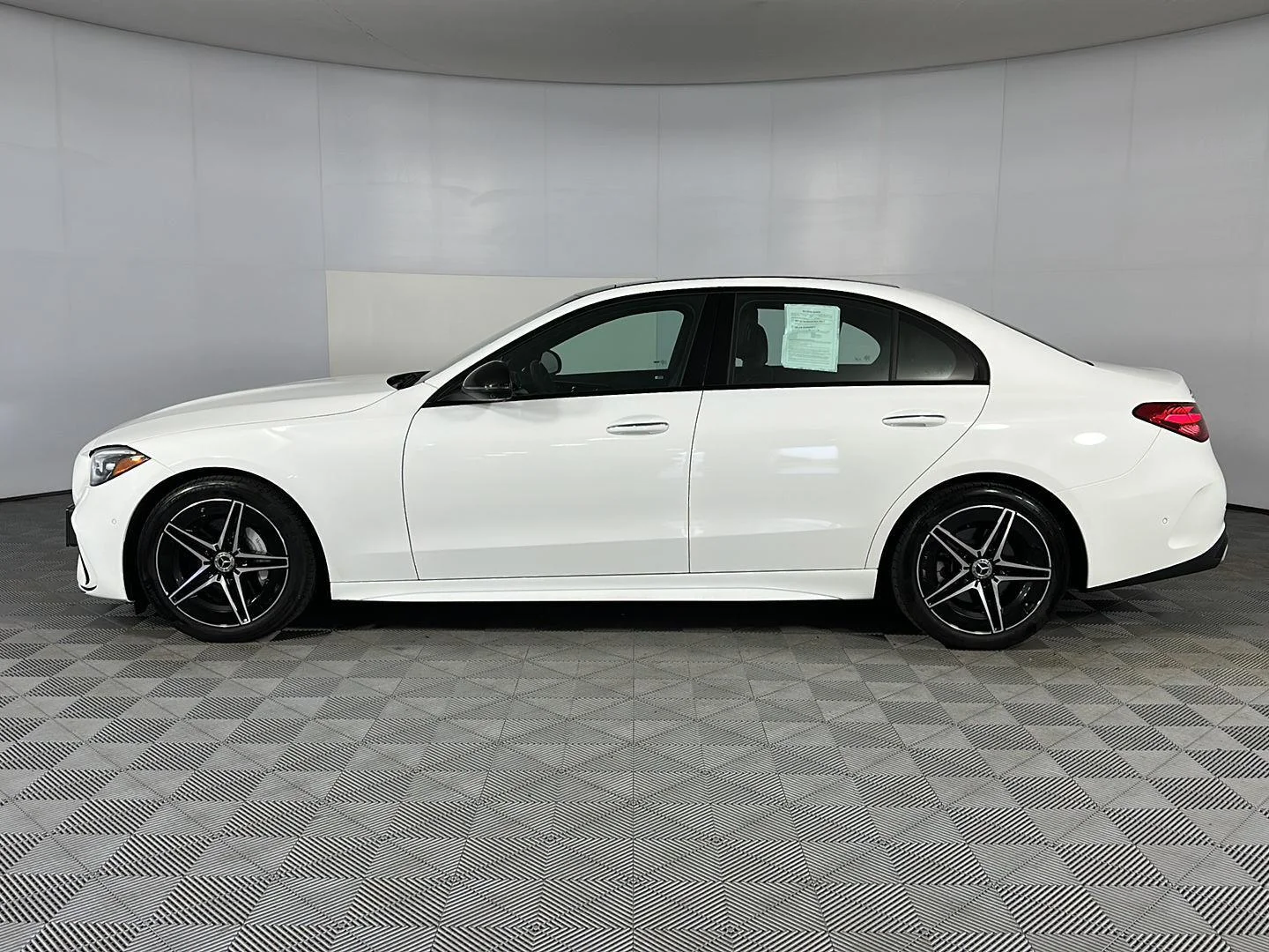 Used 2023 Polar White Mercedes-Benz C 300 image 6
