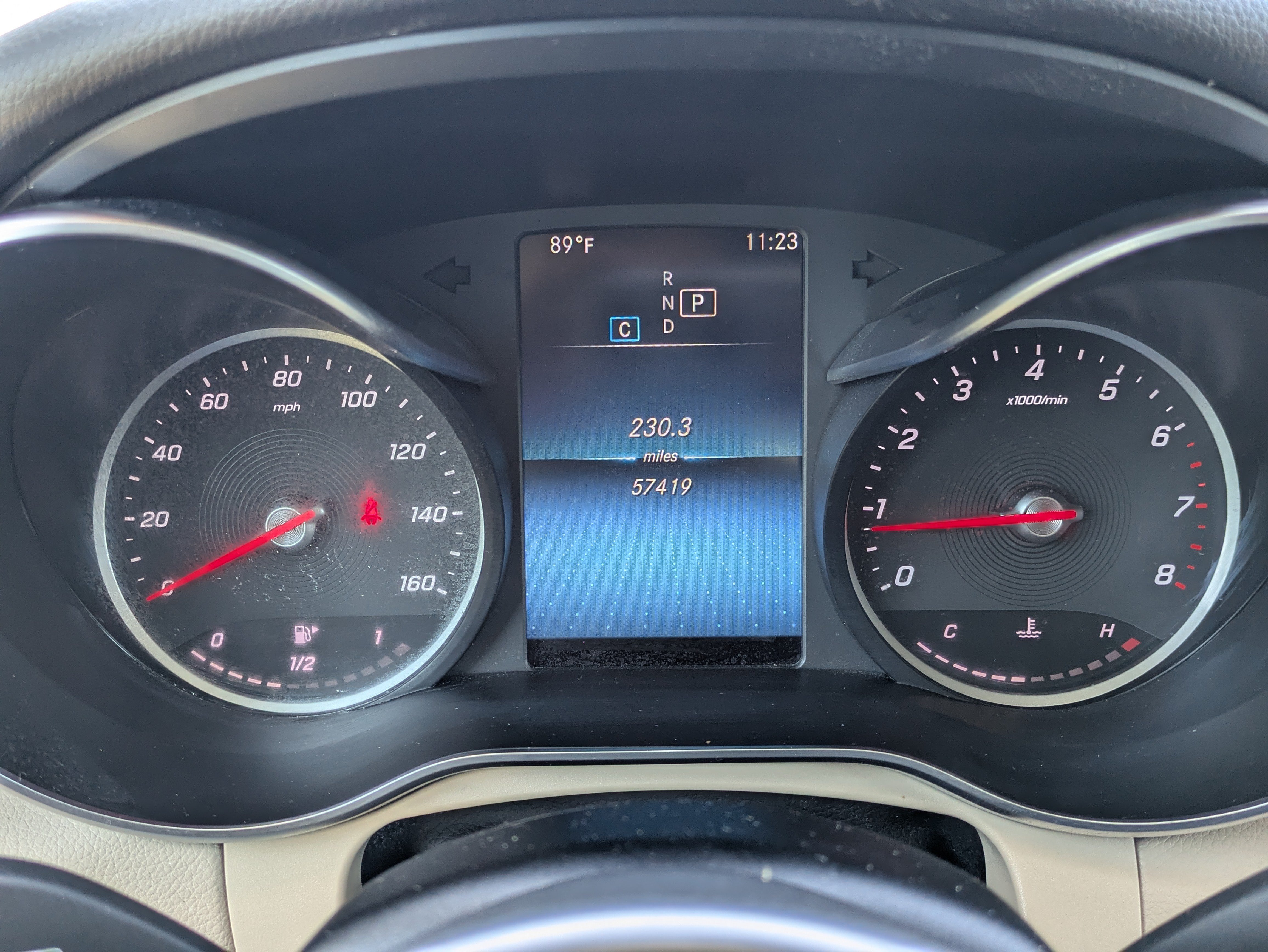 Used 2022 Polar White Mercedes-Benz GLC 300 image 24