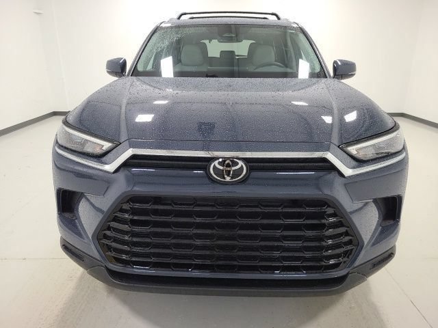 New 2026 Storm Cloud Toyota XLE image 2