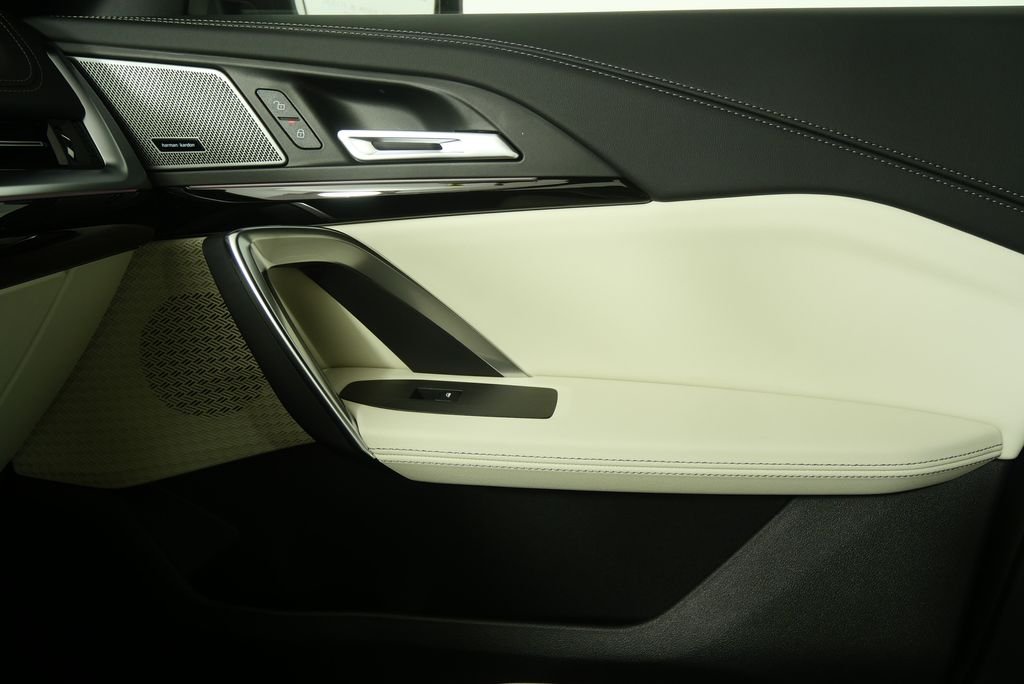 2026 BMW X1 28i - Photo 26